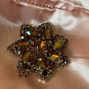 Vintage, Mid-CenturyGolden Amber Crystal Flower Brooch - Sparkling Statement Pin